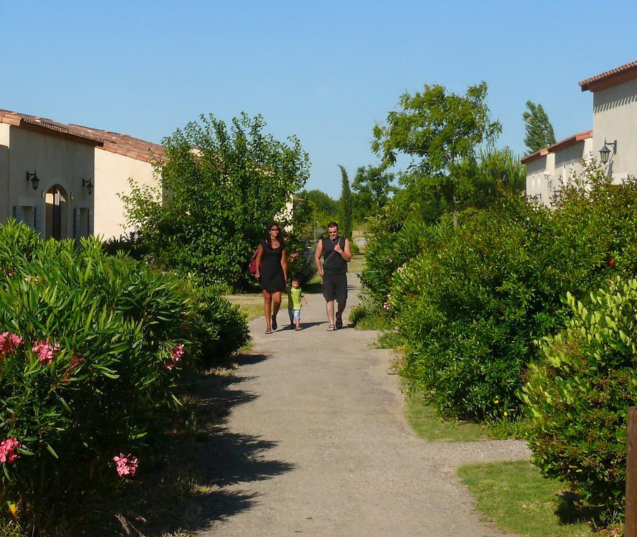 Hotel Restaurant Les Jasses De Camargue Gallargues-le-Montueux Bilik gambar